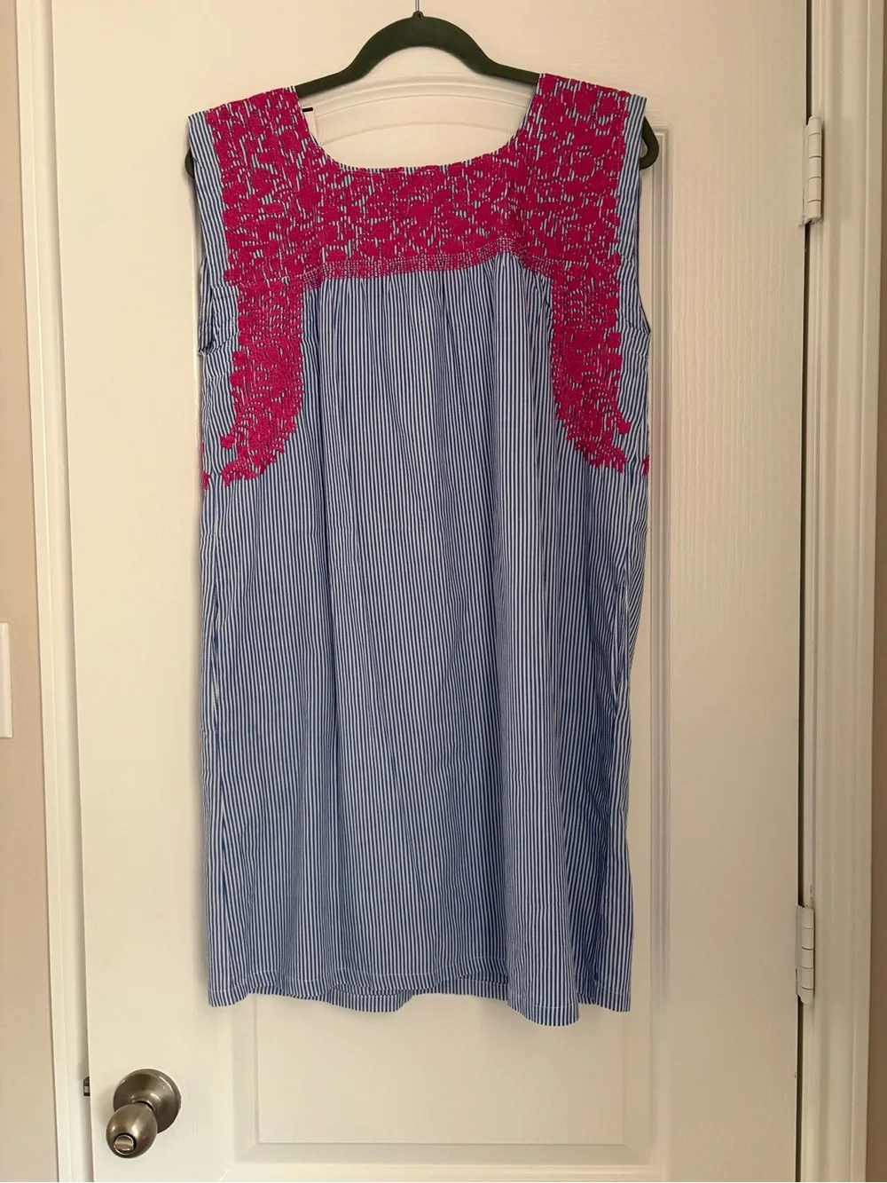 j.marie Shift Dress Women's S Blue/White Striped Pink Embroidery Round Neck - Picture 4 of 5